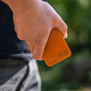 Blavec Power Bank 5000mAh BJ-04 Ultra Slim 7,8mm - Type C - 22,5W magnetic Magsafe 3 in 1 (PBBJ04-MC5O) orange glass