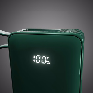 Powerbank SBS 10000 mAh 20W sisäänrakennetulla USB-C-kaapelilla ja digitaalisella näytöllä - vihreä