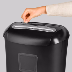 REBEL document, card and CD shredder with 21 L bin