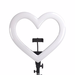 LED-rengasvalo Stream RGB lamppu 10" puhelintelineellä HEART + jalusta JM26-10 musta