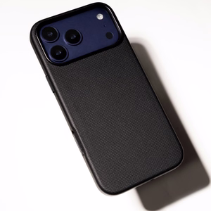 Musta MagSafe-yhteensopiva Etteri Elegant Mag -suojakuori – Apple iPhone 17 Pro- ja iPhone 18 Pro -puhelimille