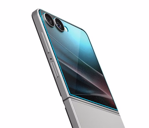 Spigen Glas.TR EZ Fit HD Karkaistu lasi 2 kpl Samsung Galaxy Z Flip 7:lle - Läpinäkyvä