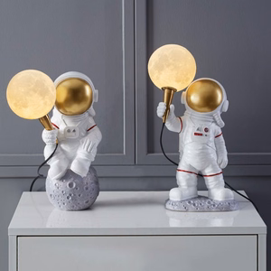 Kuupöytälamppu ASTRONAUT seisova Art Deco (malli 1) AMTL