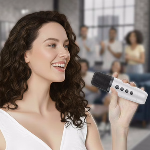 Blavec kannettava Bluetooth-kaiutin WS-08 Karaoke Idol - 8 W kahdella mikrofonilla (WS08-2MW) valkoinen