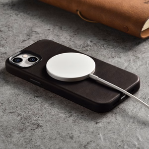 iCarer Öljyvaha Premium Nahkakotelo iPhone 14 Plus Magneettinen nahkakotelo MagSafe ruskea (WMI14220703-BN)