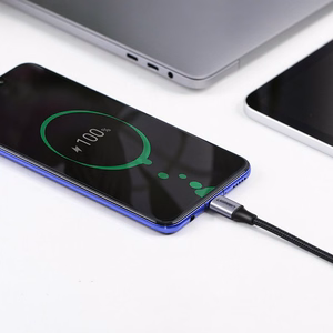 Ugreen US255 50125 USB-C (suora) / USB-C (kulma) PD QC -kaapeli 60W 3A 2m - harmaa