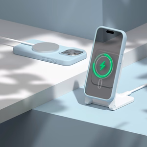 Etteri Silikoninen Mag suojakuori iPhone 14 6,1:lle vaaleansininen