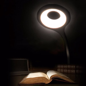 Mini Wozinsky langaton LED-lukuvalo klipsillä + USB-C kaapeli - musta