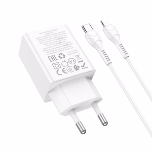 Puhelinlaturi Hoco USB-A + USB-C QC3.0 PD AFC 3A 30W + USB-C - USB-C -kaapeli N71 valkoinen