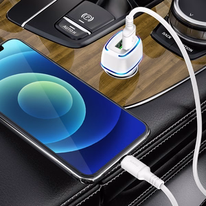 KAKU Autolaturi KSC-528 Shengyu - 2xUSB - 2,8A USB - Micro USB kaapelilla musta