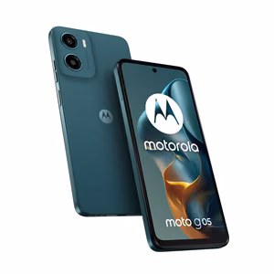 Motorola Moto G05 smartphone, 6.67-inch (16.9 cm), Dual SIM, Android 15, 4G, USB-C, 4 GB / 256 GB, 5200 mAh, Green