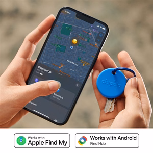 Chipolo POP – vaihdettavalla akulla varustettu Bluetooth-paikannin iOS- ja Android-laitteille, 4 kpl: musta, valkoinen, punainen, sininen