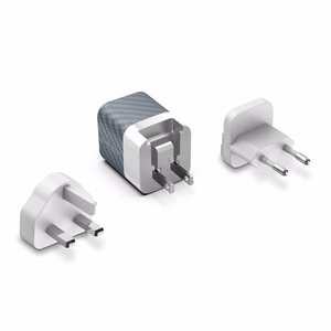 Energizer Ultimate A38QMU GaN-matkalaturi EU-, UK- ja US-pistokkeilla, USB-C + USB-A, 38 W PD + QC 3,0, hopeanvärinen