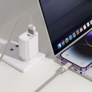 Hoco USB-A - Lightning -kaapeli 2,4A 1 m X110 - kultainen
