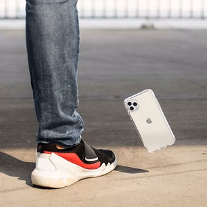 Uniq LifePro Tinsel kotelo iPhone 11 Pro - musta