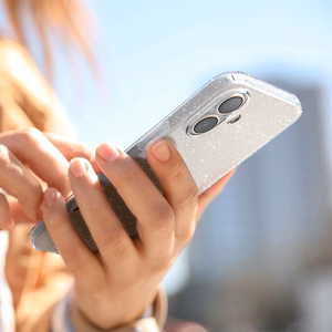 Spigen Liquid Crystal suojakuori laitteelle iPhone 16 6.1", läpinäkyvä glitter
