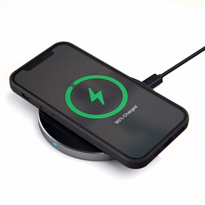TEL PROTECT MagSilicone Suojakuori iPhone 13 Prolle laivastonsininen