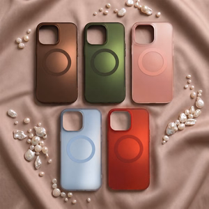 Tecto Shield Mistiq Mag suojakuori iPhone 16 6,1"-mallille, oliivinvihreä