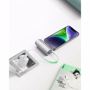 Ulkoinen akku Veger PlugOn (W0573) PD QC3.0 2,4A 12W 5000 mAh sisäänrakennetulla USB C -liittimellä hopeinen