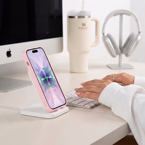 Tech-Protect BasicMag MagSafe suojakuori mallille iPhone 17 – mattavaaleanpunainen
