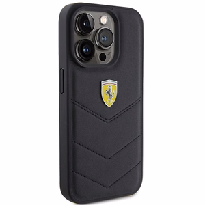 Ferrari Quilted Metal Logo Suojakuori iPhone 15 Pro:lle - musta
