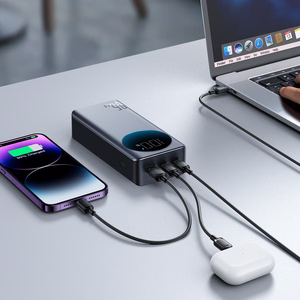 Joyroom JR-PBF05 Pro 30000mAh 65W Powerbank Digitaalinäytöllä 2x USB-C 1x USB-A - Musta
