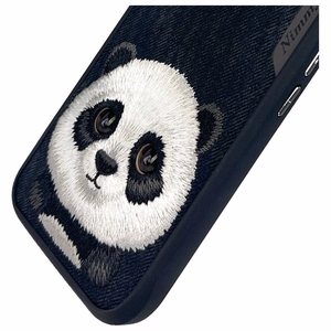 NIMMY Suojakuori BIG EYED PET 2.0 Panda iPhone 16:lle musta