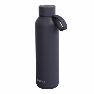 Quokka Solid With Strap ruostumattomasta teräksestä valmistettu termospullo hihnalla, 630 ml, Liuskeenharmaa