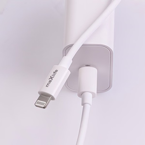 Maxlife MXTC-06-20C PD QC charger 1x USB-C 20W white + USB-C - Lightning cable 20W