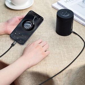 Acefast J11 USB-C 3.5mm mini jack kaapeli 1m - musta