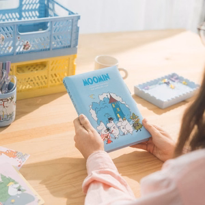 Moomins A5 -muistikirja kynällä