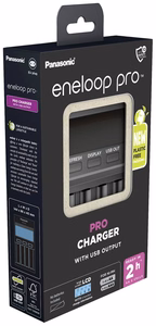 Panasonic Eneloop BQ-CC65E / 5206500 – älylaturi 1–4 AA/AAA-akulle, LCD-näyttö ja USB-lähtö