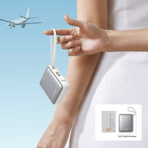Joyroom JR-PBF27 10000mAh 22.5W tehopankki sisäänrakennetuilla USB-C- ja Lightning-kaapeleilla - valkoinen