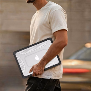 Tech-Protect Kevlar Pro suojakuori MacBook Neo 13" 2026 - musta ja kirkas