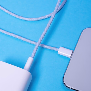 Maxlife MXUC-06 -kaapeli USB-C - USB-C 1,0 m 20W sininen nylon