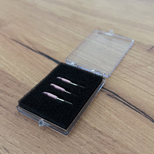 3kpl veitsi, vaihdettava terä suojakalvojen leikkaamiseen plotterin leikkuukoneessa puhelimen, tabletin ja muiden laitteiden leikkaamiseen.