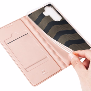 Dux Ducis Skin Pro -suojakuori Samsung S24+:lle läpällä - vaaleanpunainen