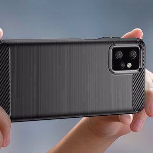 Carbon Case joustava silikoninen hiilikuitusuojakuori Motorola Moto G Power 2023:lle musta