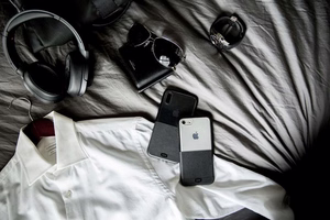 X-Doria Dash Leather suojakuori laitteelle iPhone X, musta