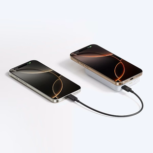 Cuktech WPB100N varavirtalähde 10 000 mAh, 20 W, magneettikiinnityksellä ja jalustalla – valkoinen