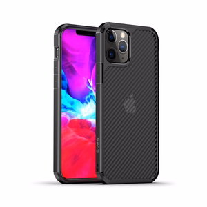 Crong Hybrid Carbon suojakuori laitteelle iPhone 12 Pro Max, musta