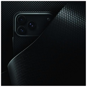 Uniq Keva EDGE Magclick Charging -suojakuori iPhone 18 Pro Max / 17 Pro Max – musta