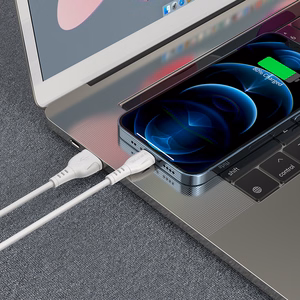 Borofone Kaapeli BX51 Triumph - USB - Lightning - 2,4A 1 metri valkoinen