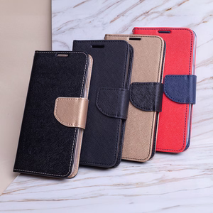 Smart Fancy Suojakuori iPhone 16 Pro Max 6,9:lle musta-kultainen