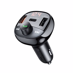 Remax RCC331 FM-modulaattori 54,5W 2xUSB-A/1xUSB-C musta
