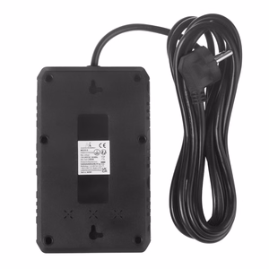 Maclean MCE393 B -jatkojohto, 4 pistorasiaa ja 3 USB-porttia, 110–240 V AC, 50/60 Hz, 2,1 A, enint. 2500 W, 3 m, musta