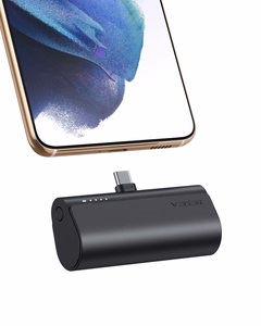 Ulkoinen akku Veger PlugOn (W0556/V0556) PD QC3.0 3A 20W 5000 mAh sisäänrakennetulla Type C -liittimellä musta