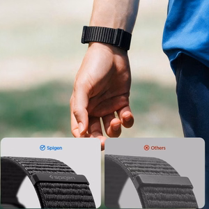 Spigen WBF01 ranneke malleille Apple Watch 44 / 45 / 46 / 49 mm, musta