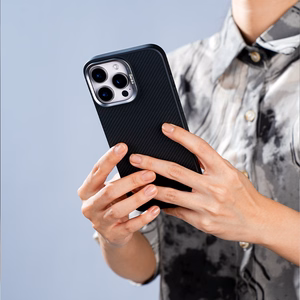 Benks Magnetic Armor Air Kevlar Suojakuori Metal Frame 600D iPhone 15 Plus:lle musta