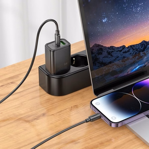 Laturi Hoco N63 + USB-C (Type-C) - Lightning -kaapeli (1xUSB-C; 1xUSB 30W) musta